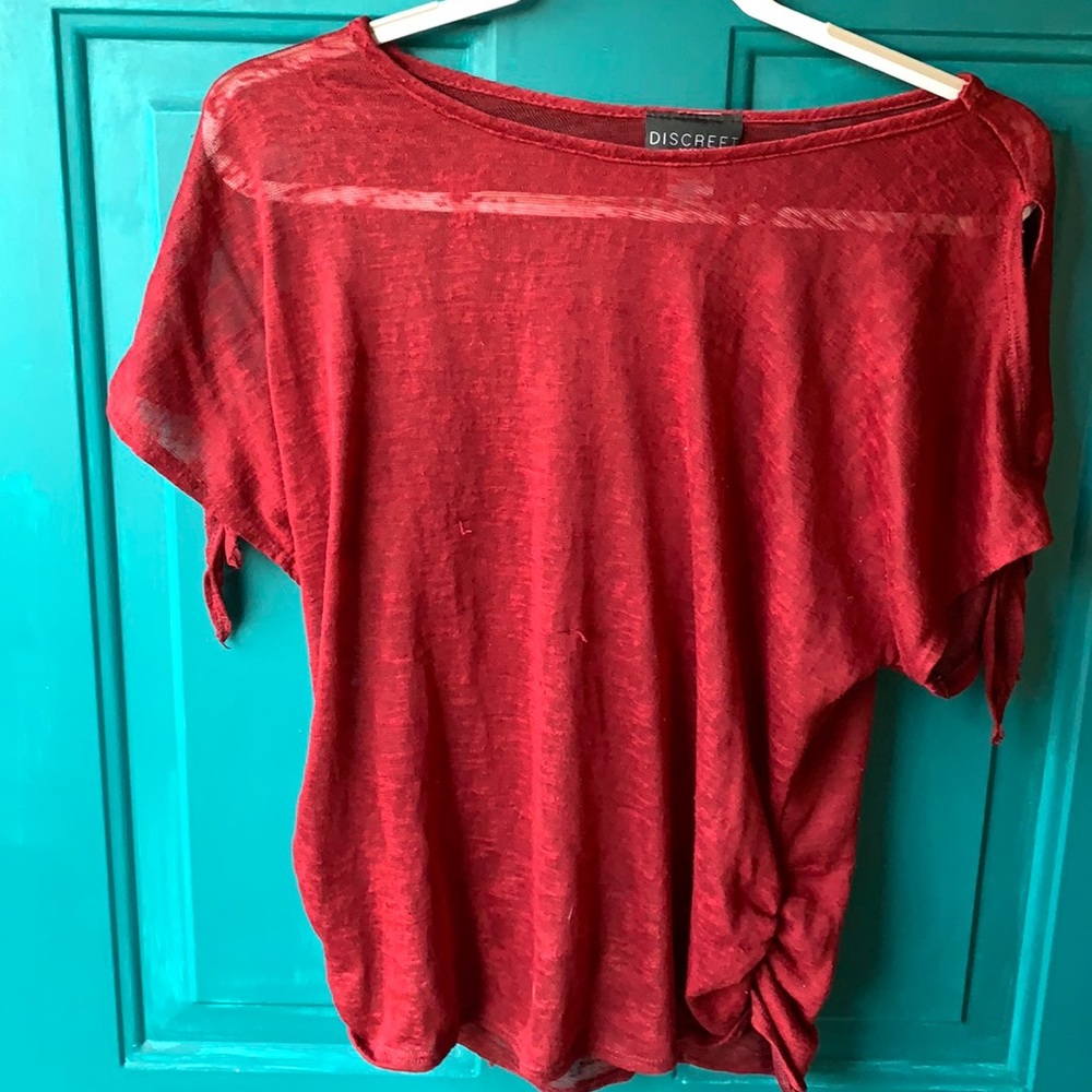 Discreet red see-through shirt
